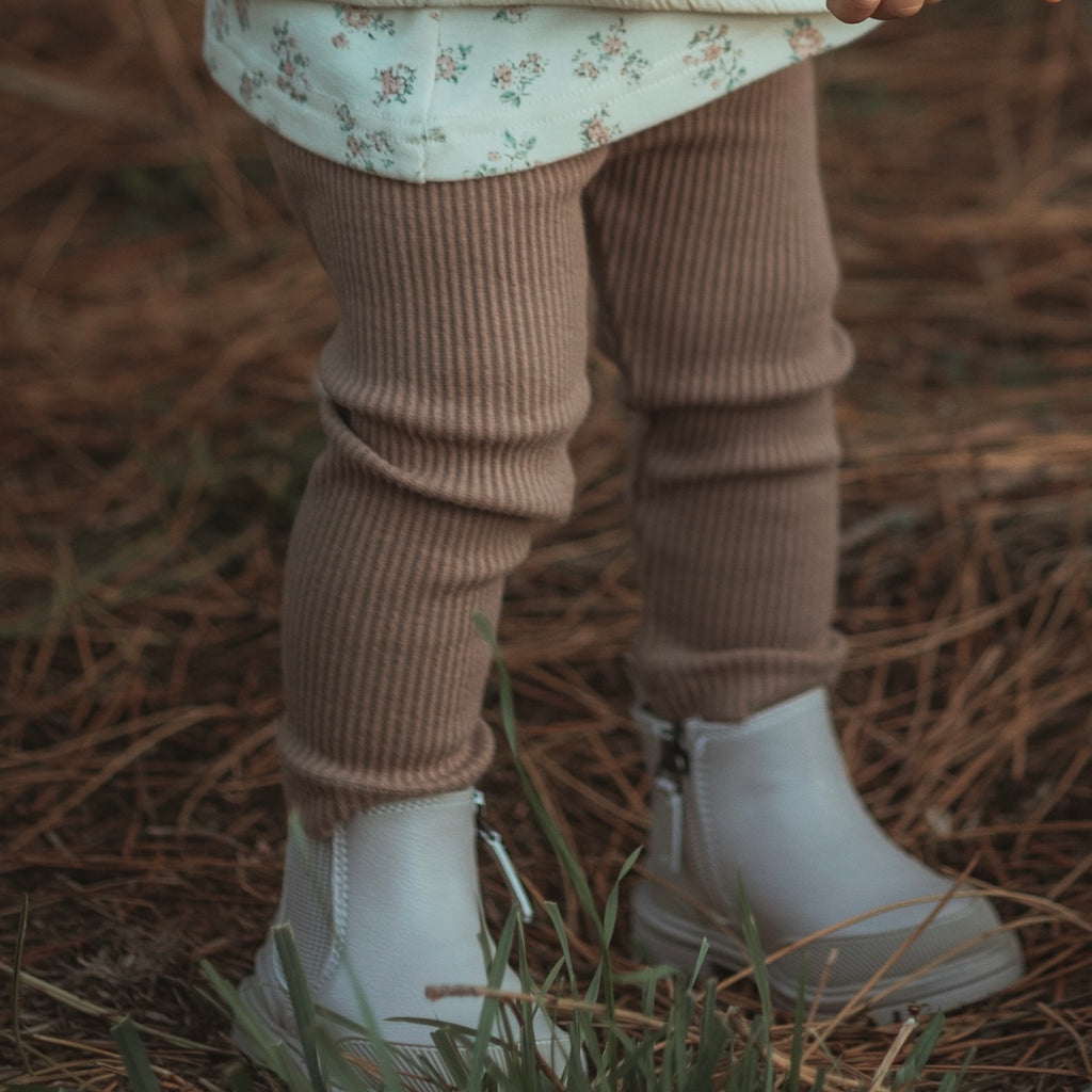 Brown Ribbed Leggings