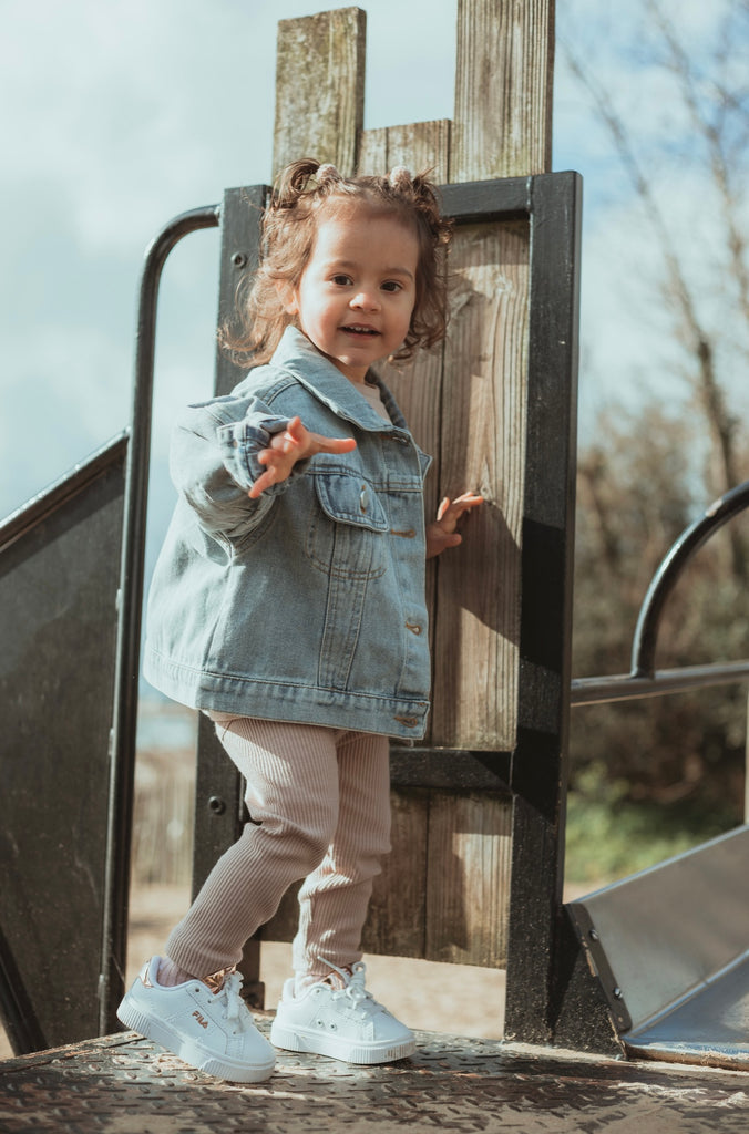 OVERSIZED DENIM JACKET - MID-WASH